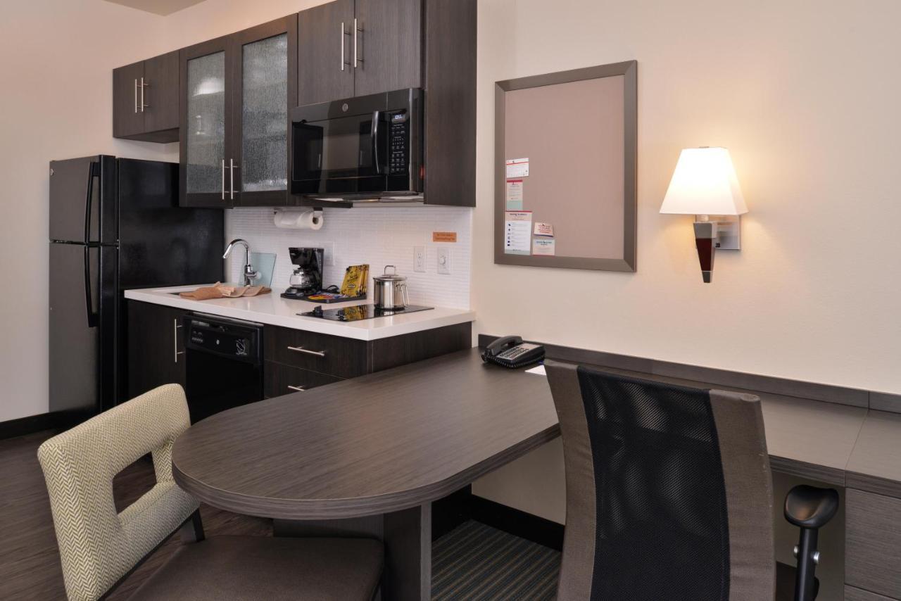 Candlewood Suites - Austin Airport By Ihg Ngoại thất bức ảnh