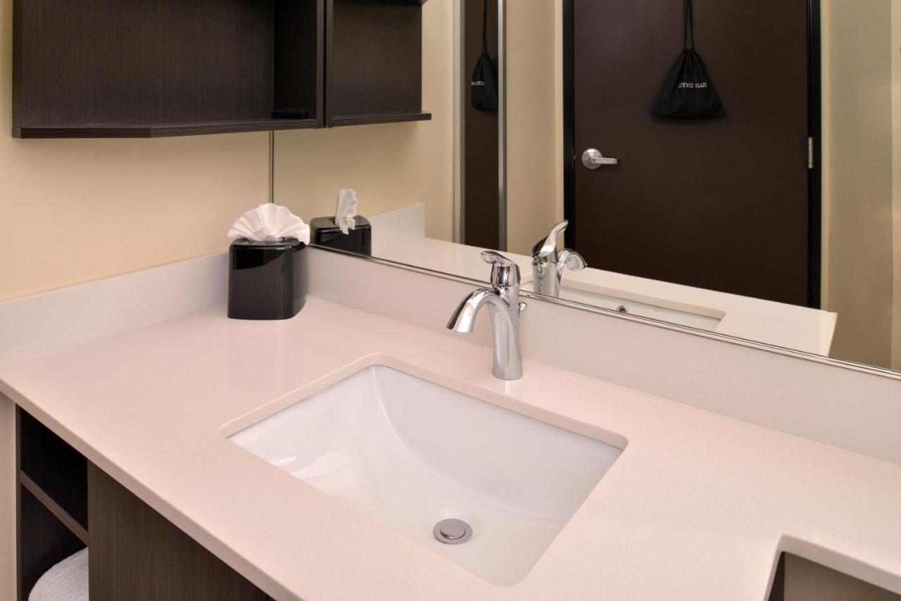 Candlewood Suites - Austin Airport By Ihg Ngoại thất bức ảnh